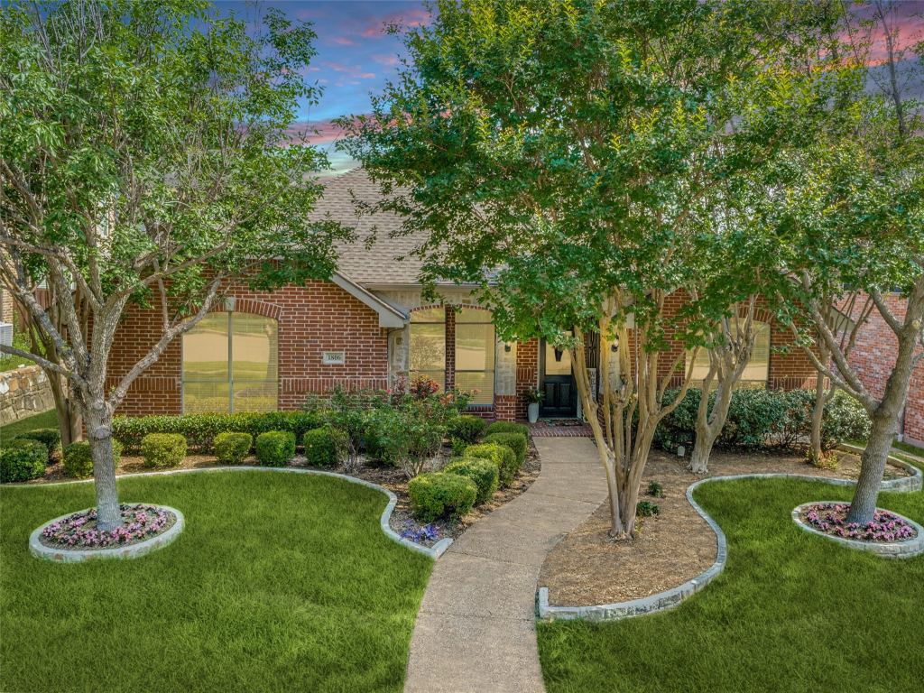 1806 Childress Lane