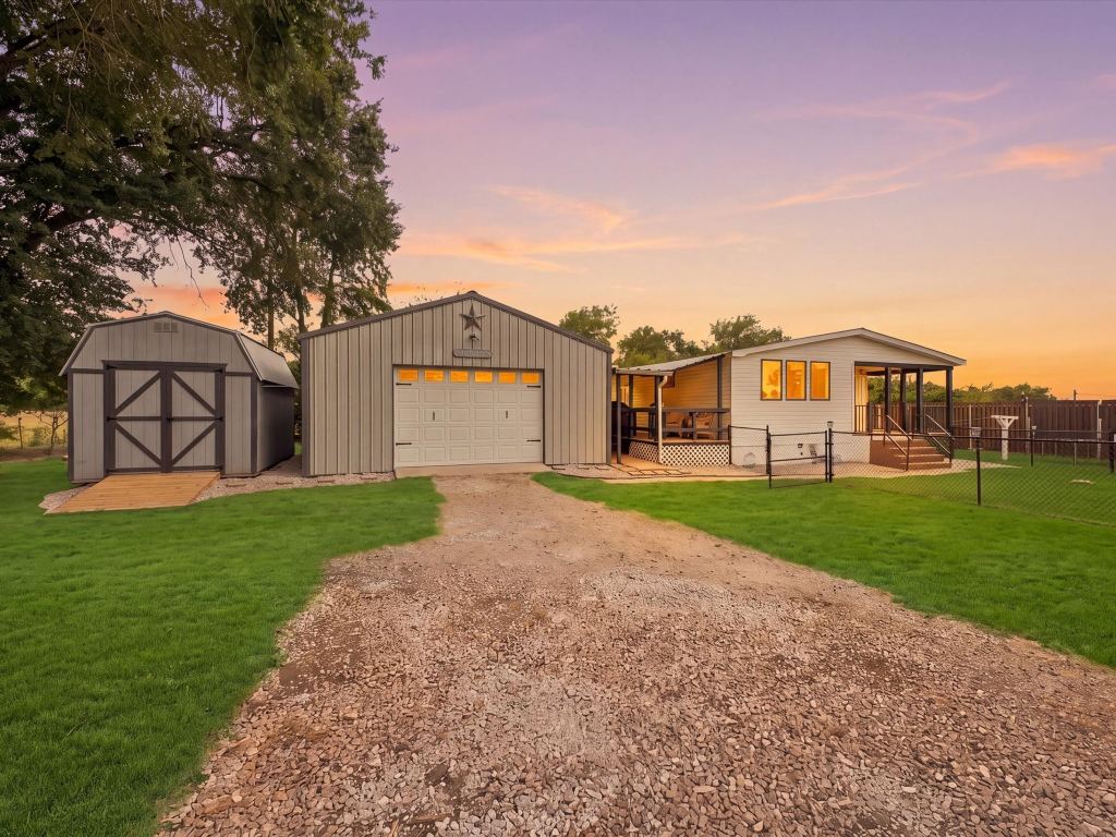 9487 County Road 313, Terrell, TX 75161 — photo 1
