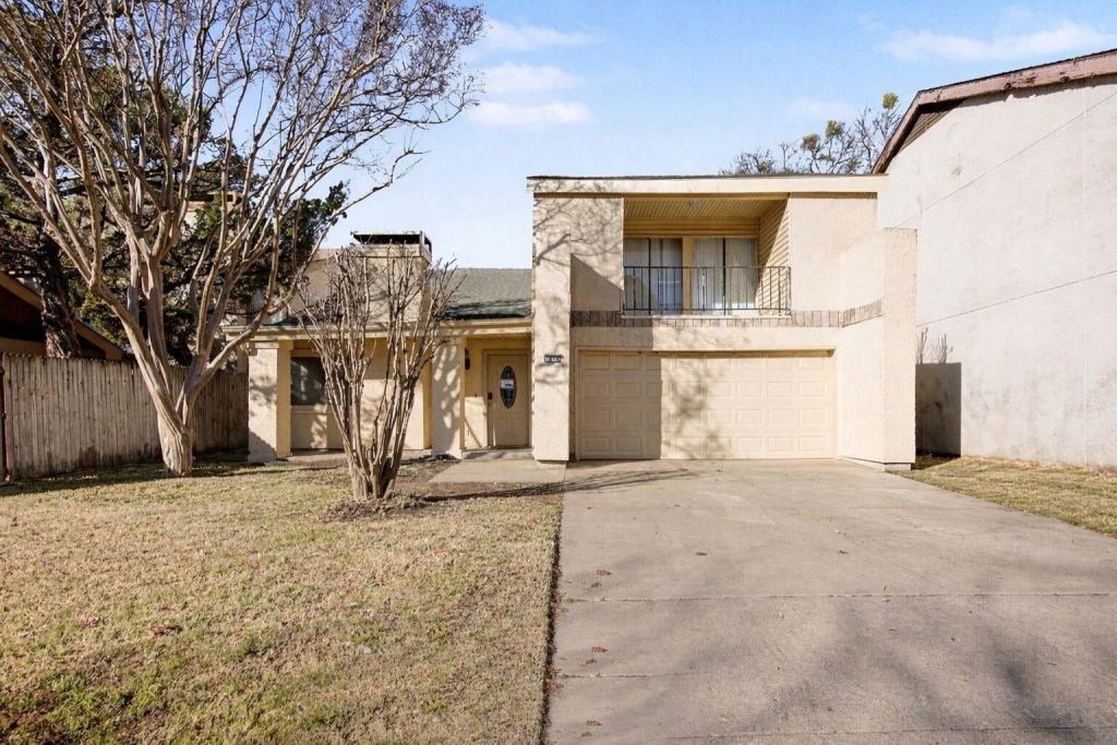 1606 Hawthorne Drive, Arlington, TX 76012 — photo 1