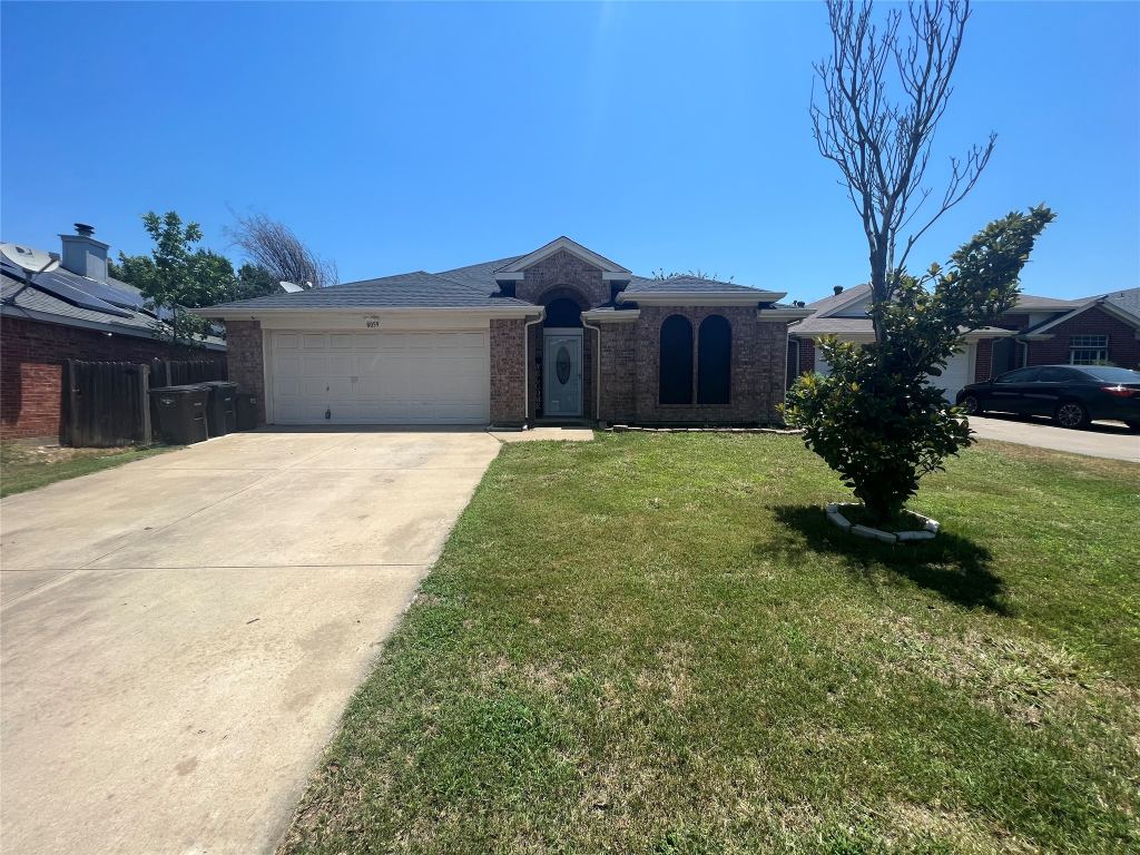 8059 Raleigh Court, Fort Worth, TX 76123 — photo 1