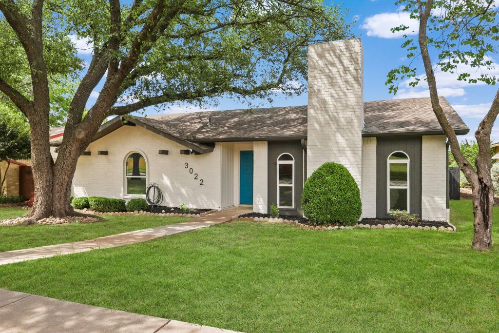 3022 Ravine Trail, Carrollton, TX 75007 — photo 1