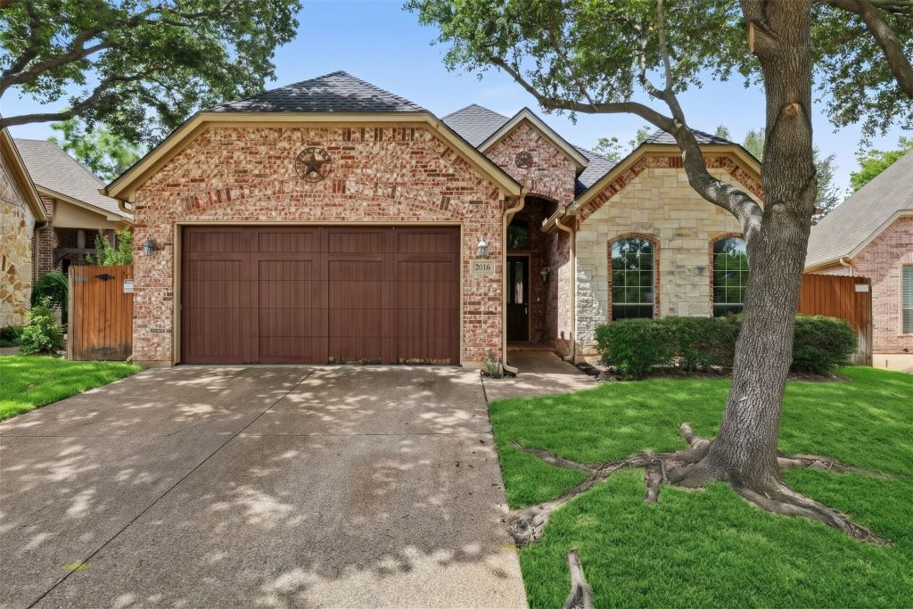 2016 Kodiak Court, Arlington, TX 76013 — photo 1