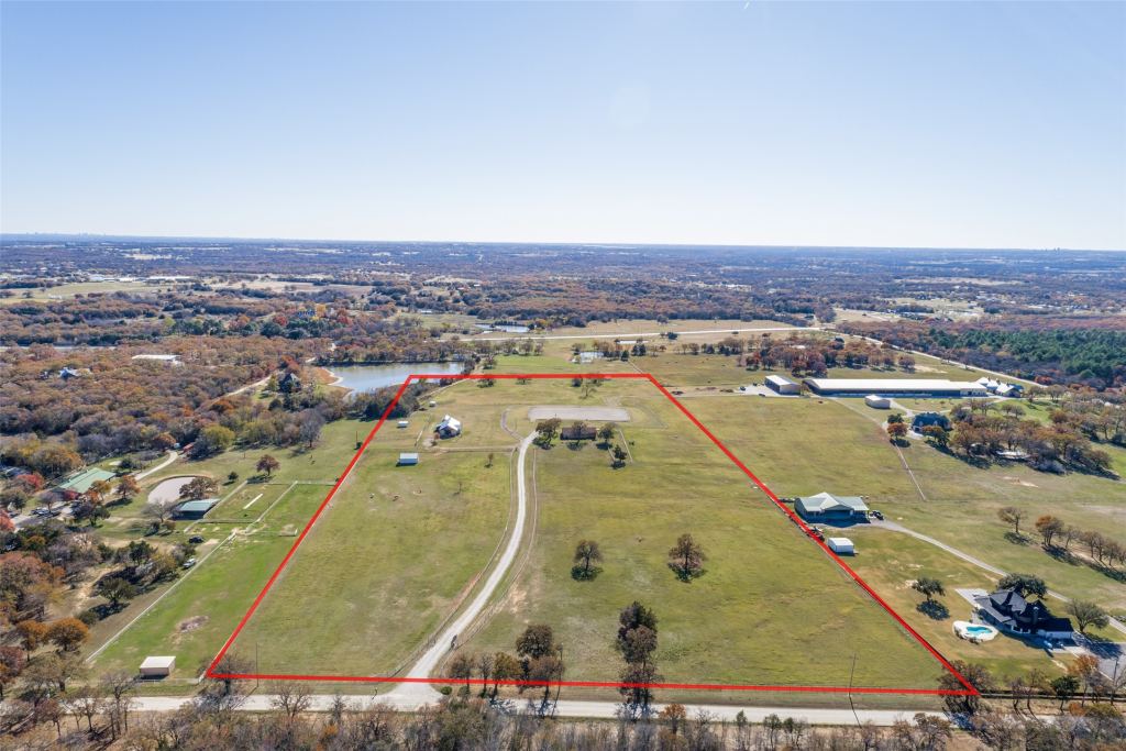 11176 Merrill Road, Pilot Point, TX 76258 — photo 1