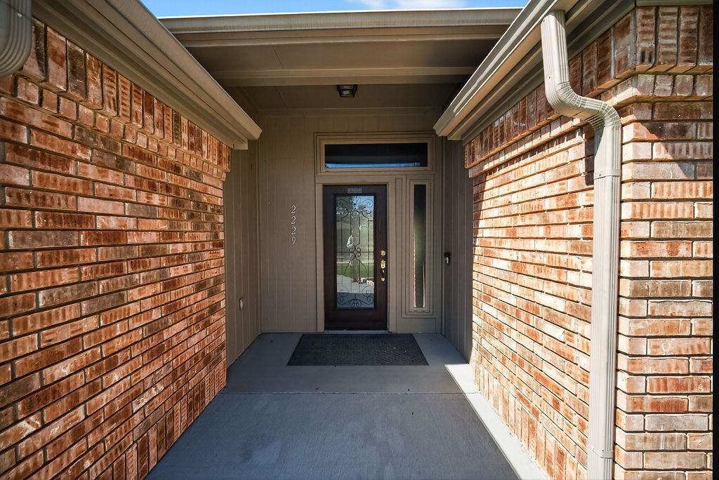 2229 Country Valley Road, Garland, TX 75041 — photo 1