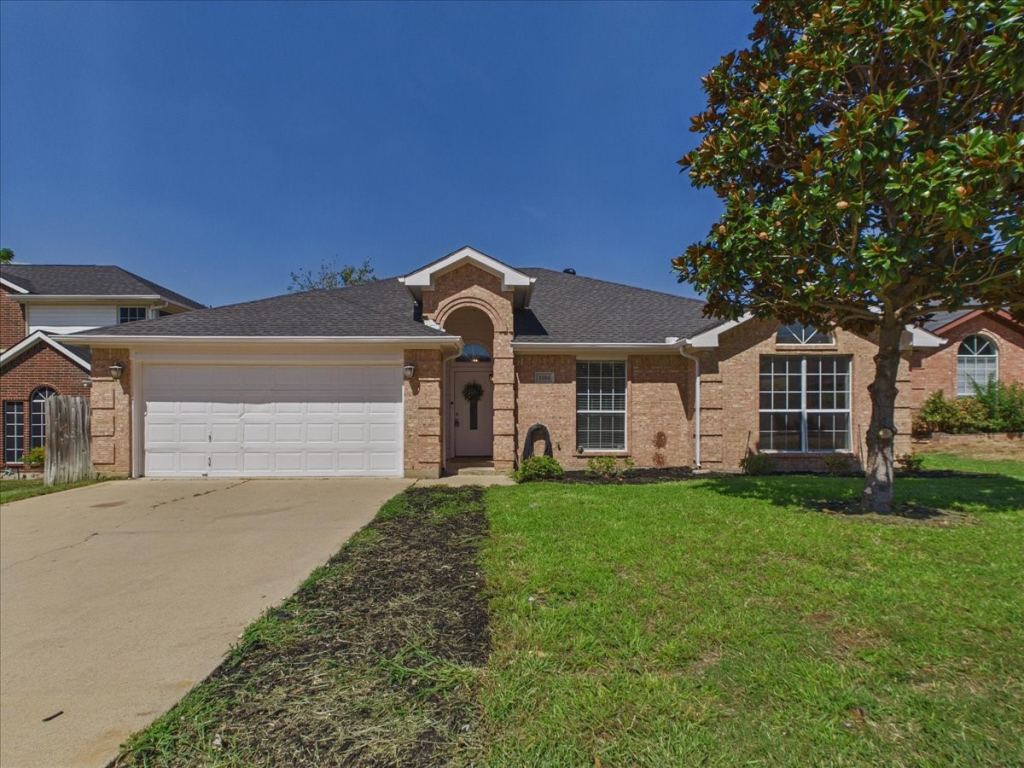 1104 Brandy Station Road, Grand Prairie, TX 75052 — photo 1
