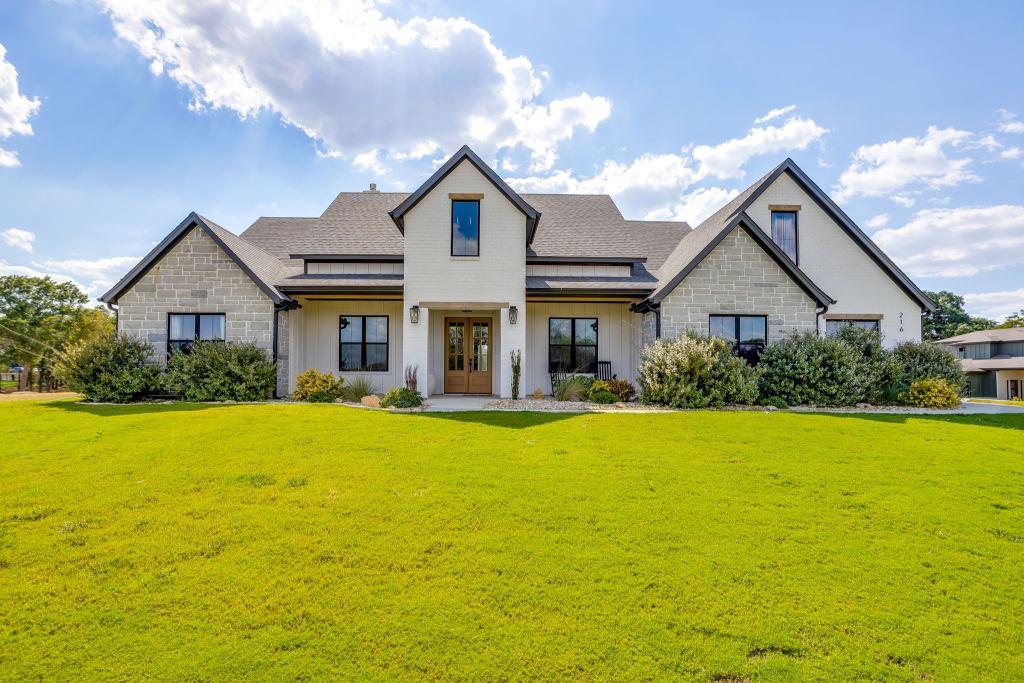 216 Greene Road