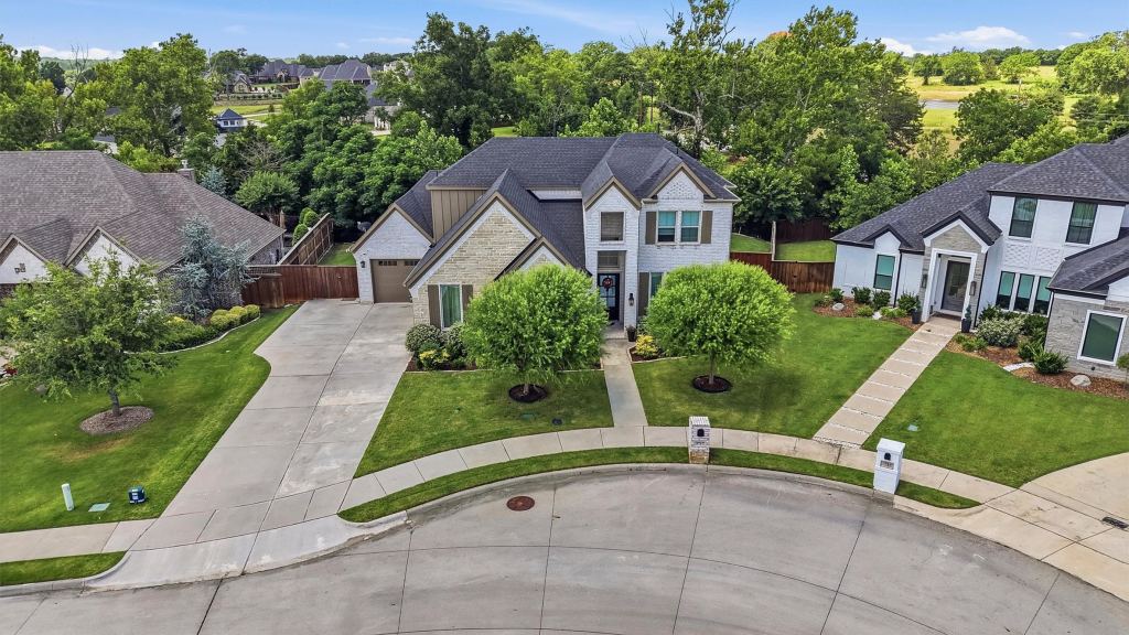3717 Parkwood Lane, Denison, TX 75020 — photo 1