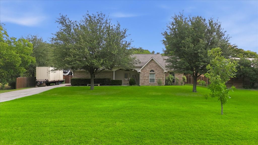 306 Oak Drive, Argyle, TX 76226 — photo 1