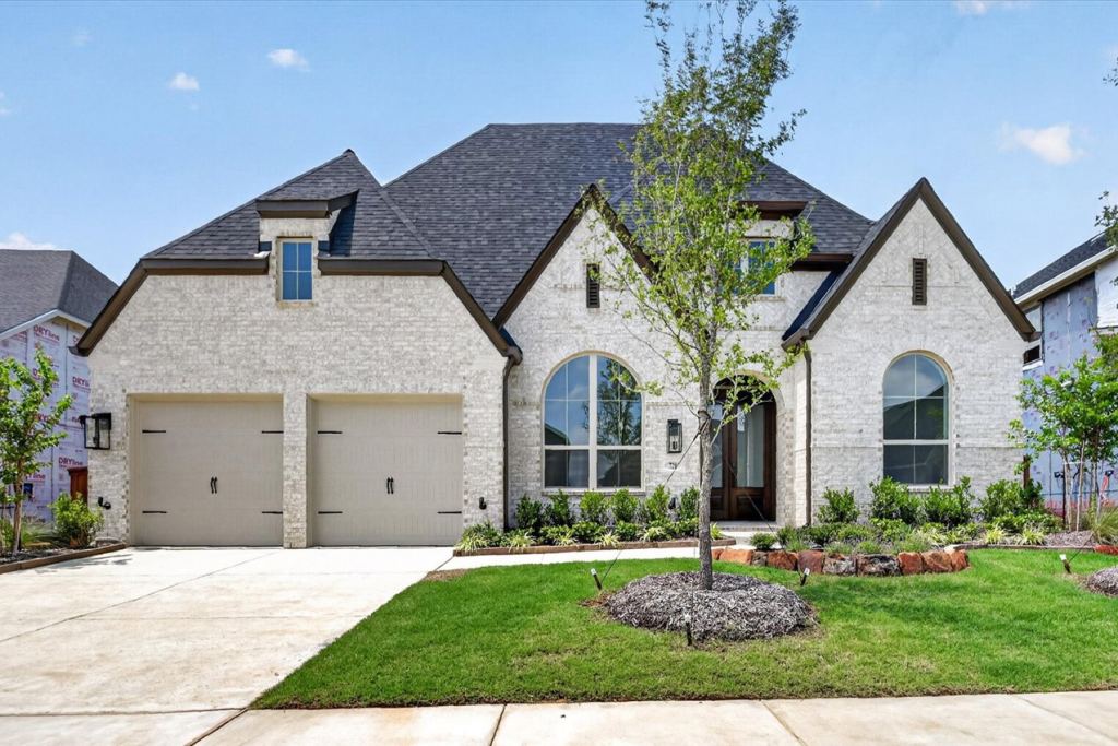 729 Bridle Path Parkway, Aubrey, TX 76227 — photo 1