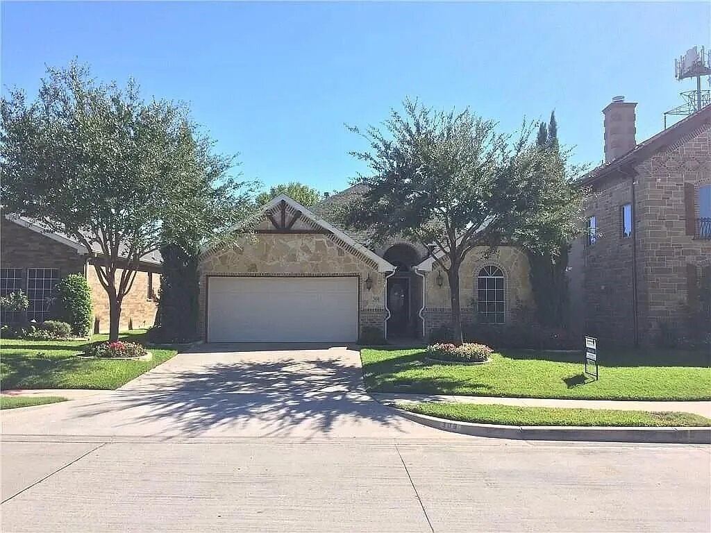 308 Ouida Road, Irving, TX 75061 — photo 1