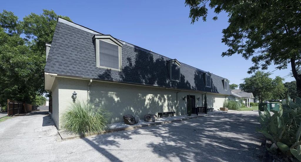1717 N Locust Street 6, Denton, TX 76201 — photo 1