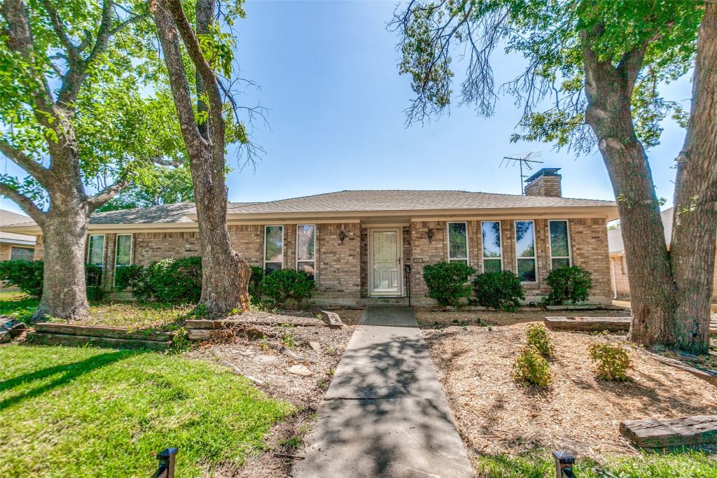 2538 Parkhaven Drive, Plano, TX 75075 — photo 1