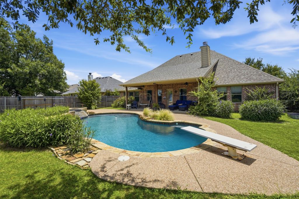 107 Clyde Drive