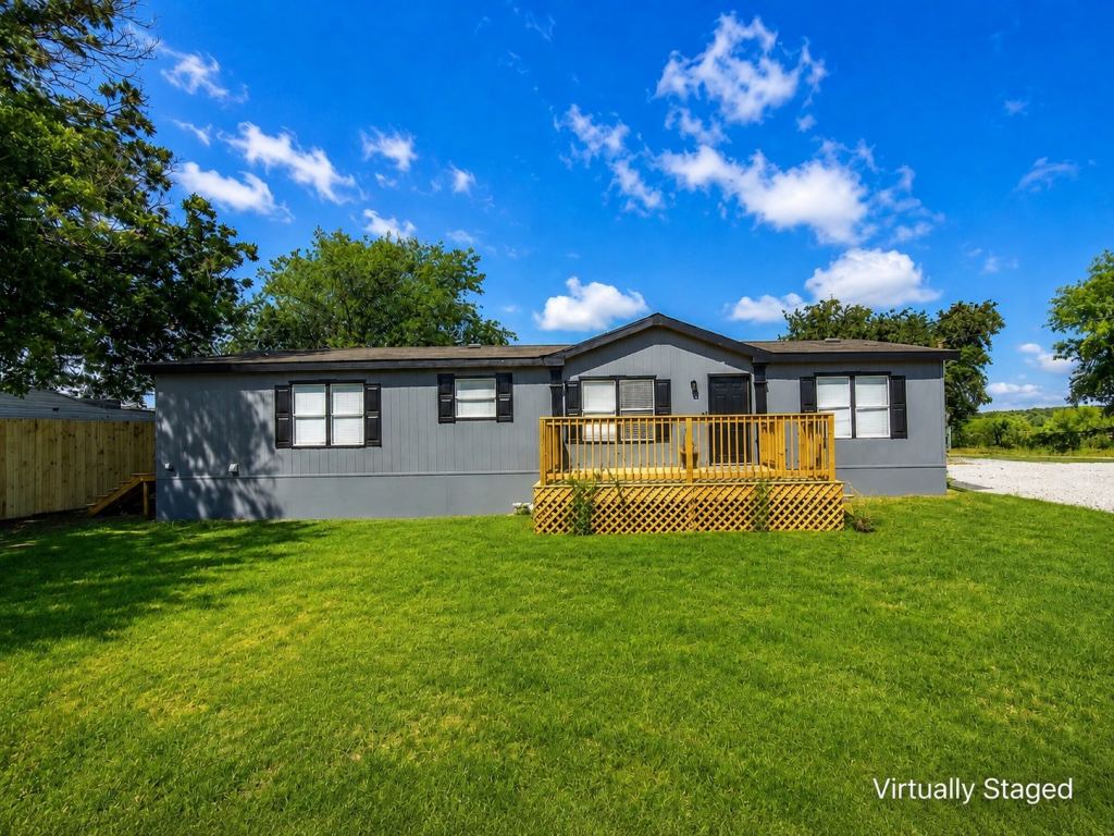 18327 Gholson Road, Waco, TX 76705 — photo 1