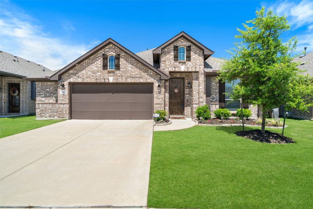 343 Winterwood Drive, Lavon, TX 75166 — photo 1