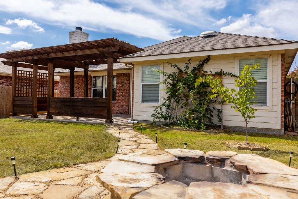 12136 Lamington Drive, Fort Worth, TX 76244 — photo 1