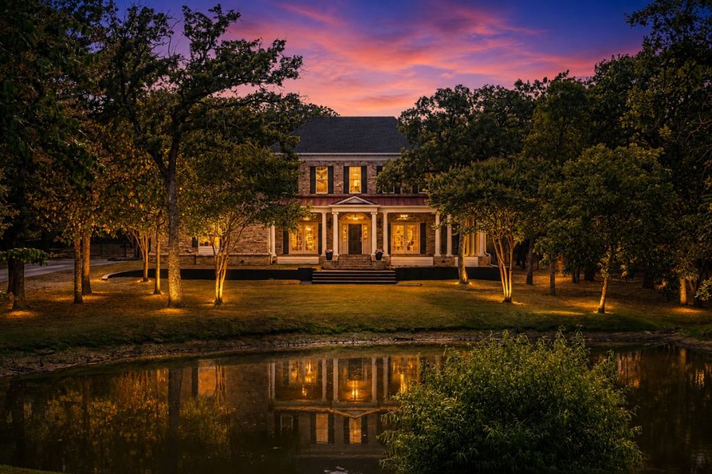 9600 Oak Meadow Lane, Pilot Point, TX 76258 — photo 1