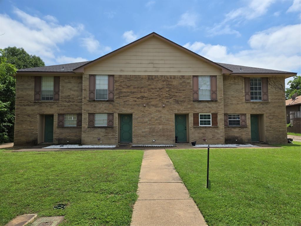 7808 Ashe Court D, Fort Worth, TX 76112 — photo 1