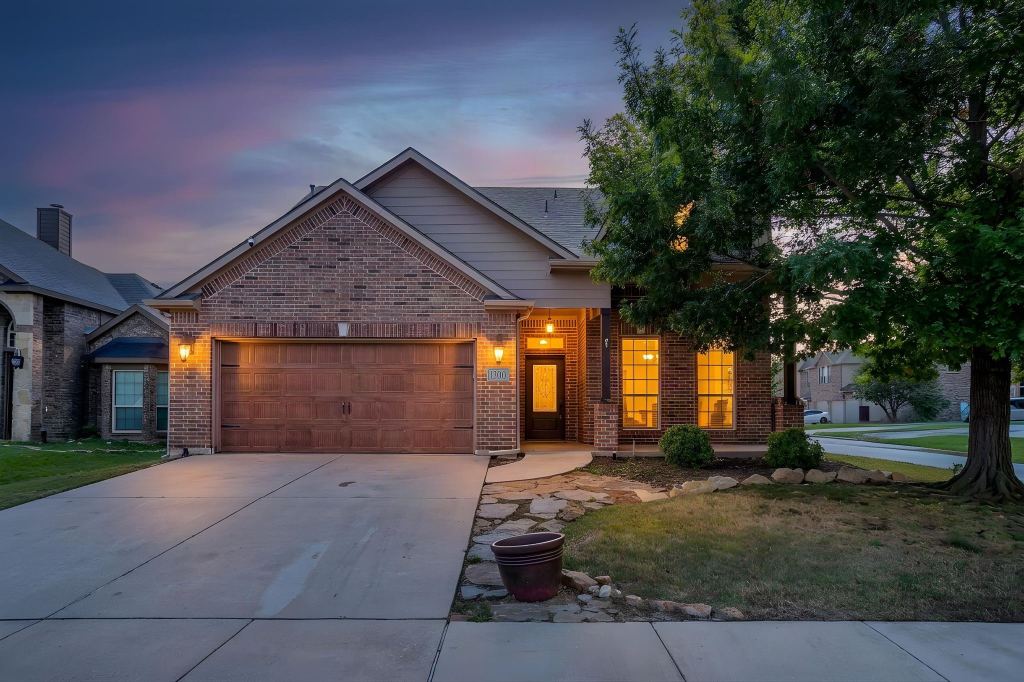 1300 Ocotillo Lane, Fort Worth, TX 76177 — photo 1