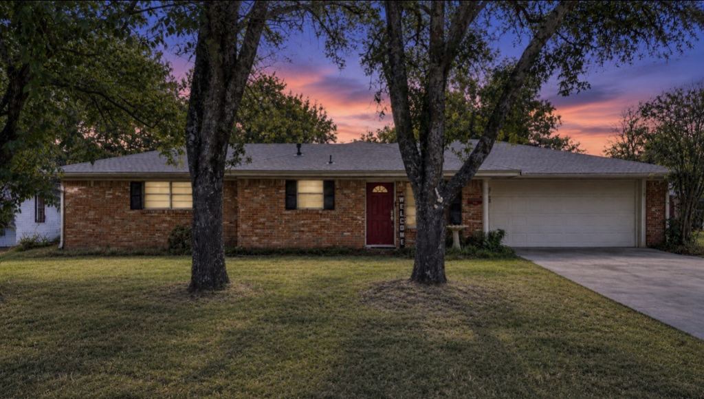 613 N Overlook Drive, Kerens, TX 75144 — photo 1
