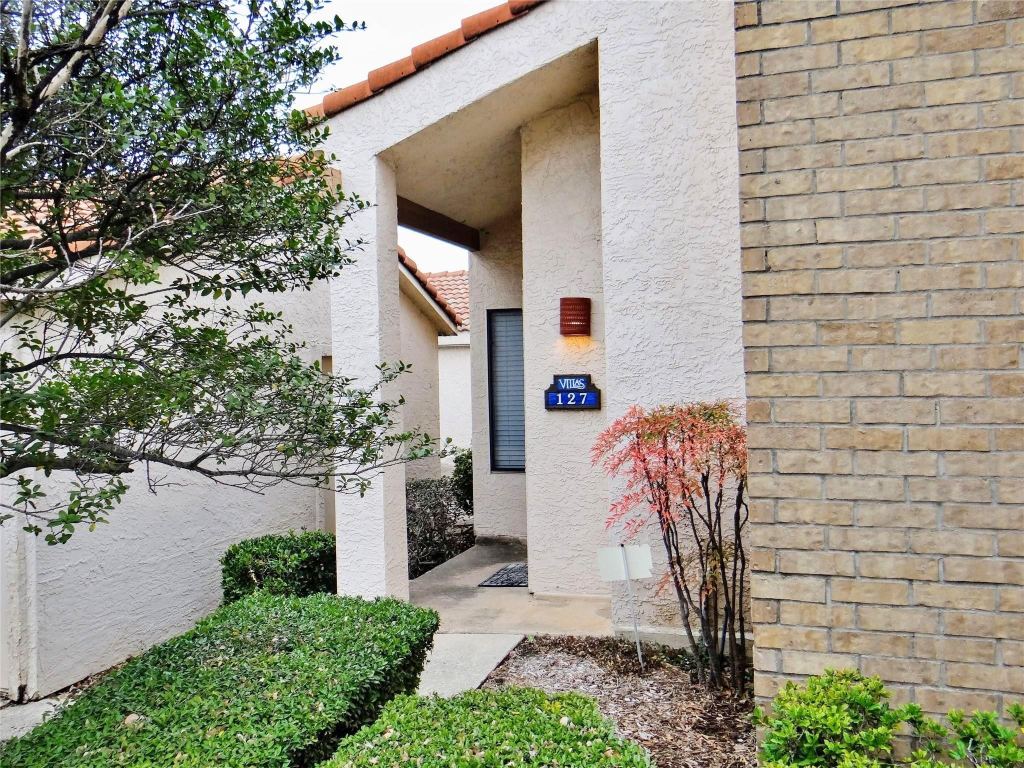 517 Ranch Trail 127, Irving, TX 75063 — photo 1