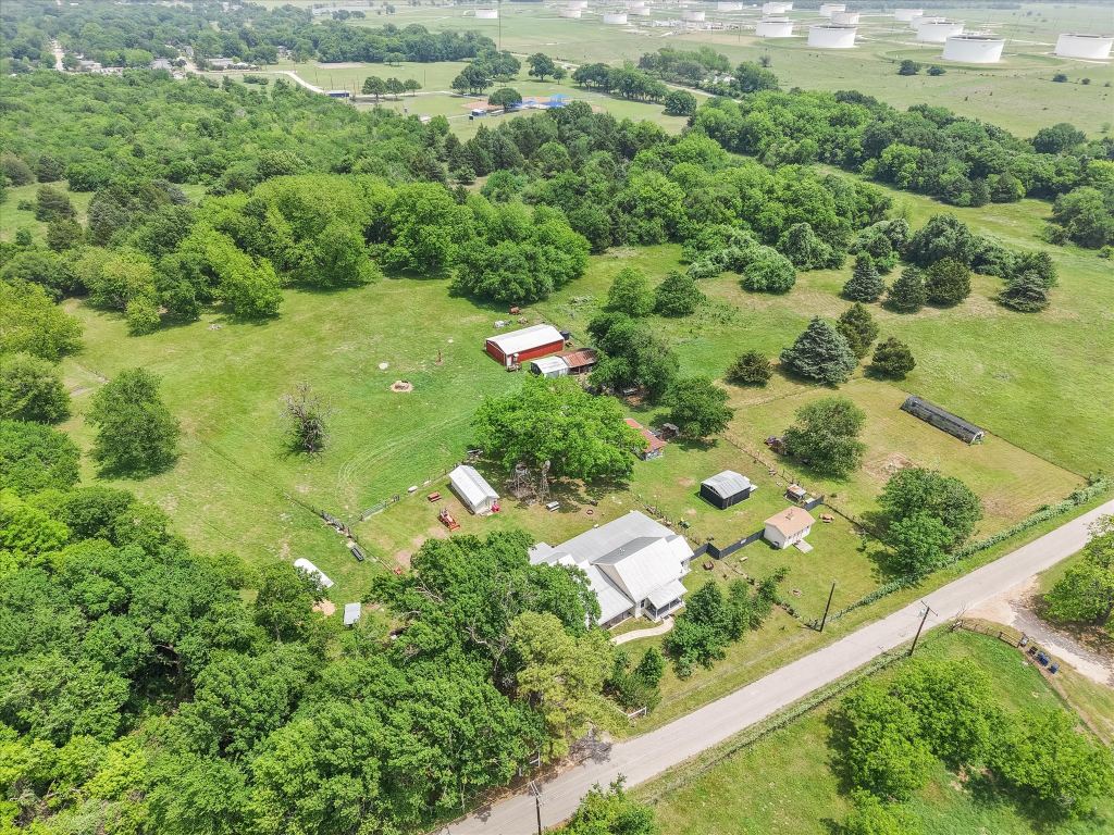 1101 S 37th Street, Corsicana, TX 75110 — photo 1