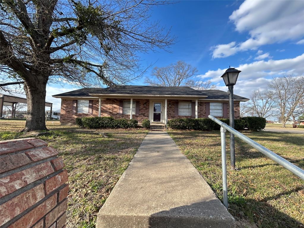 801 Pampa Street, Sulphur Springs, TX 75482 — photo 1