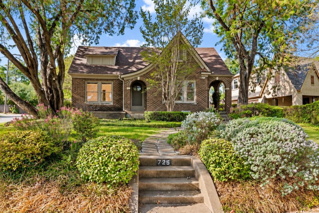 725 Newell Avenue, Dallas, TX 75223 — photo 1