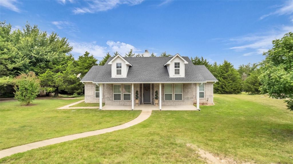 1011 Sister Grove Road, Van Alstyne, TX 75495 — photo 1