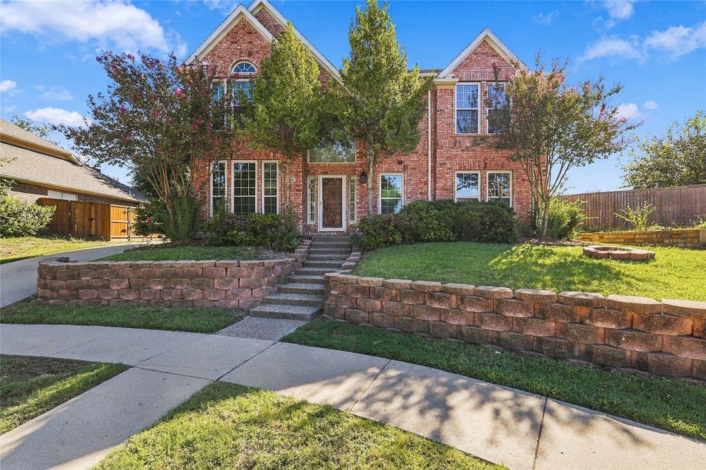 202 Devonshire Court, McKinney, TX 75071 — photo 1