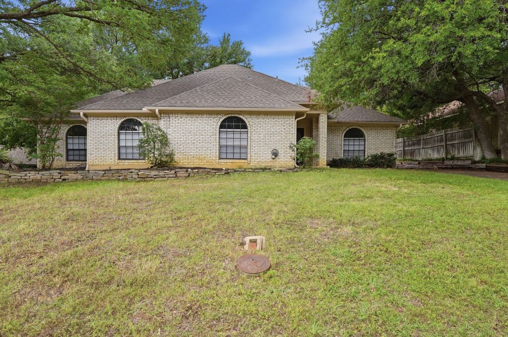1500 Sandy Creek Drive, Denton, TX 76205 — photo 1