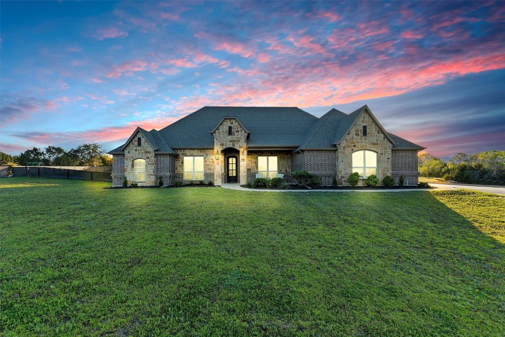701 Milton Court, Granbury, TX 76048 — photo 1