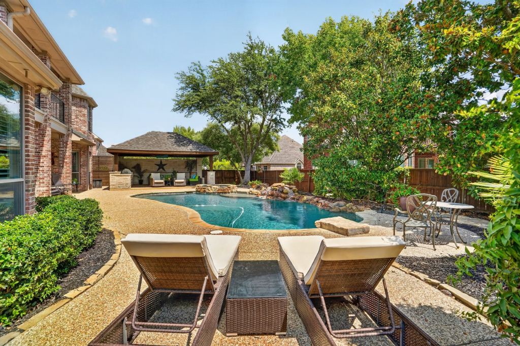 4816 Pack Saddle Way, Flower Mound, TX 75028 — photo 1