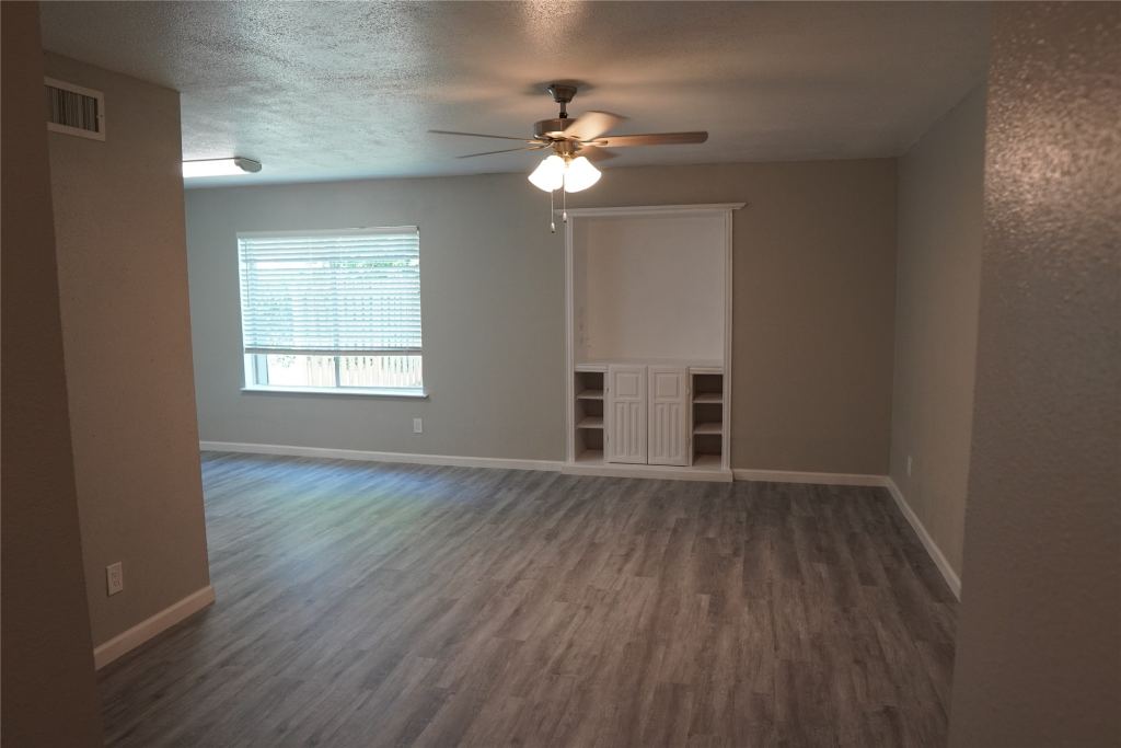 6754 Trail Lake Drive B, Fort Worth, TX 76133 — photo 1