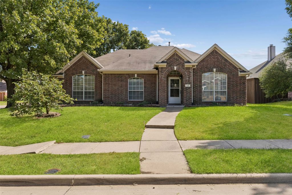 728 Lauren Way, Allen, TX 75002 — photo 1