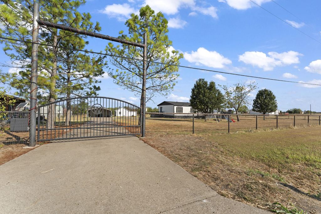 1222 Anglin Way, Terrell, TX 75161 — photo 1