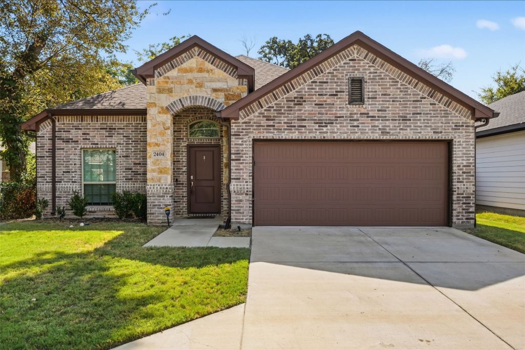 2404 Macon Street, Dallas, TX 75215 — photo 1
