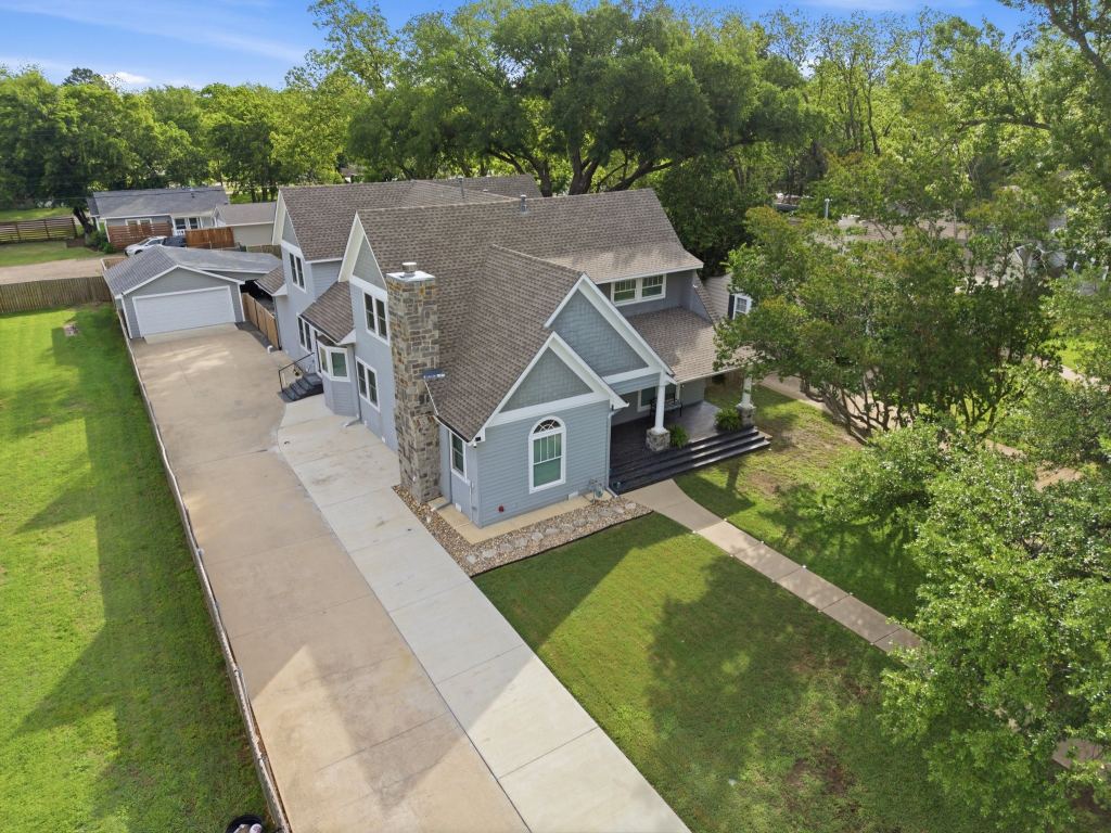 726 Griffith Avenue, Terrell, TX 75160 — photo 1