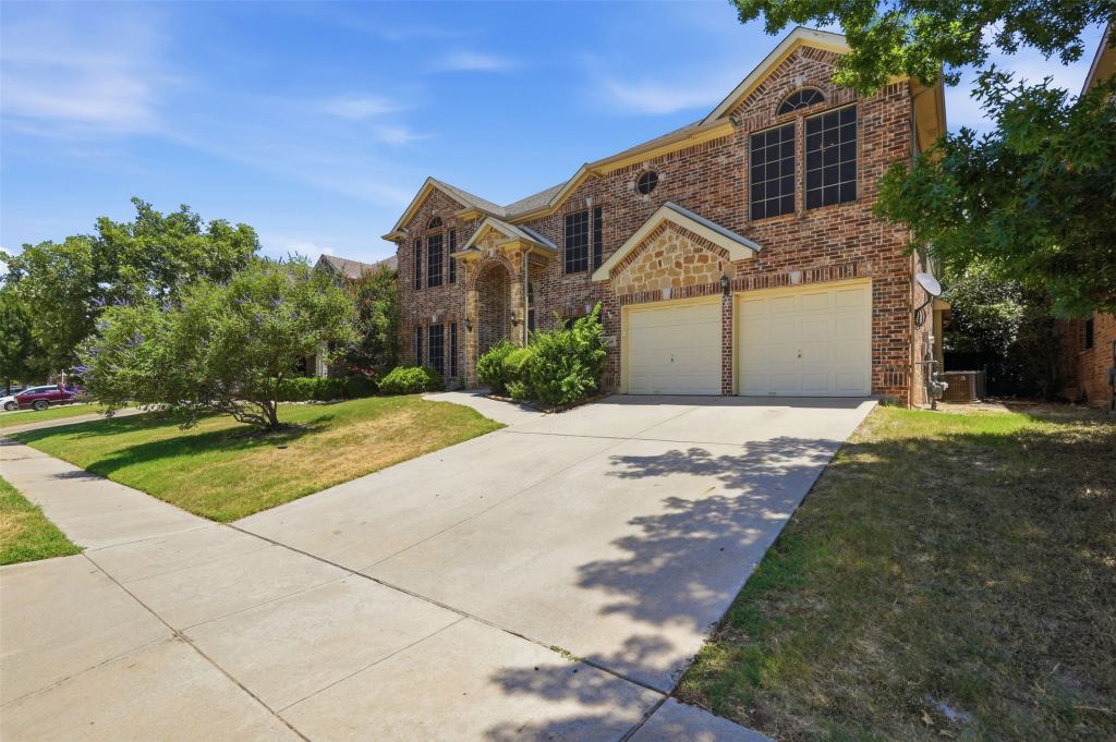 7120 Brekenridge Drive, Fort Worth, TX 76179 — photo 1