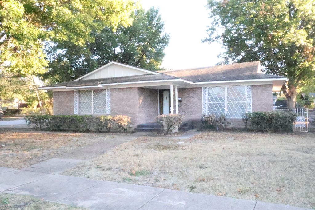 1202 Alamo Lane, Garland, TX 75040 — photo 1