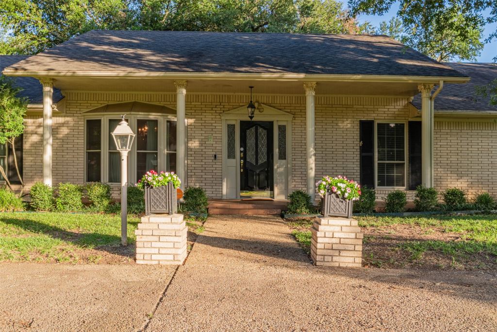 3400 Dever Drive, Waco, TX 76708 — photo 1