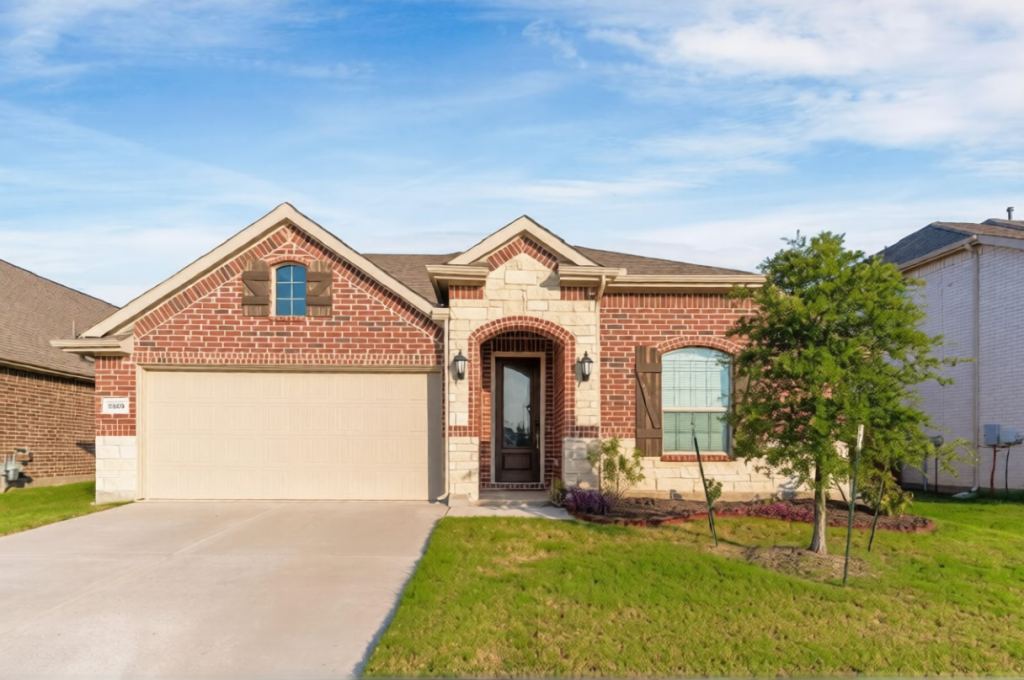 7300 BLACK CHERRY Lane, McKinney, TX 75071 — photo 1