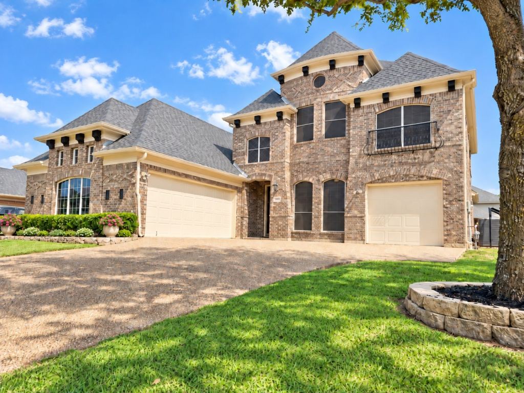 7036 Miramar, Grand Prairie, TX 75054 — photo 1