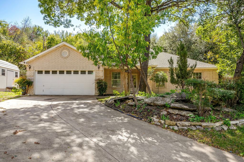120 Hillside Court, Aledo, TX 76008 — photo 1