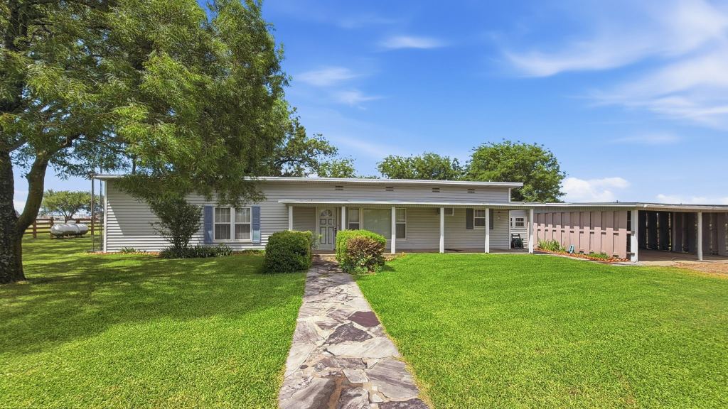 59 Noland Road, Whitesboro, TX 76273 — photo 1