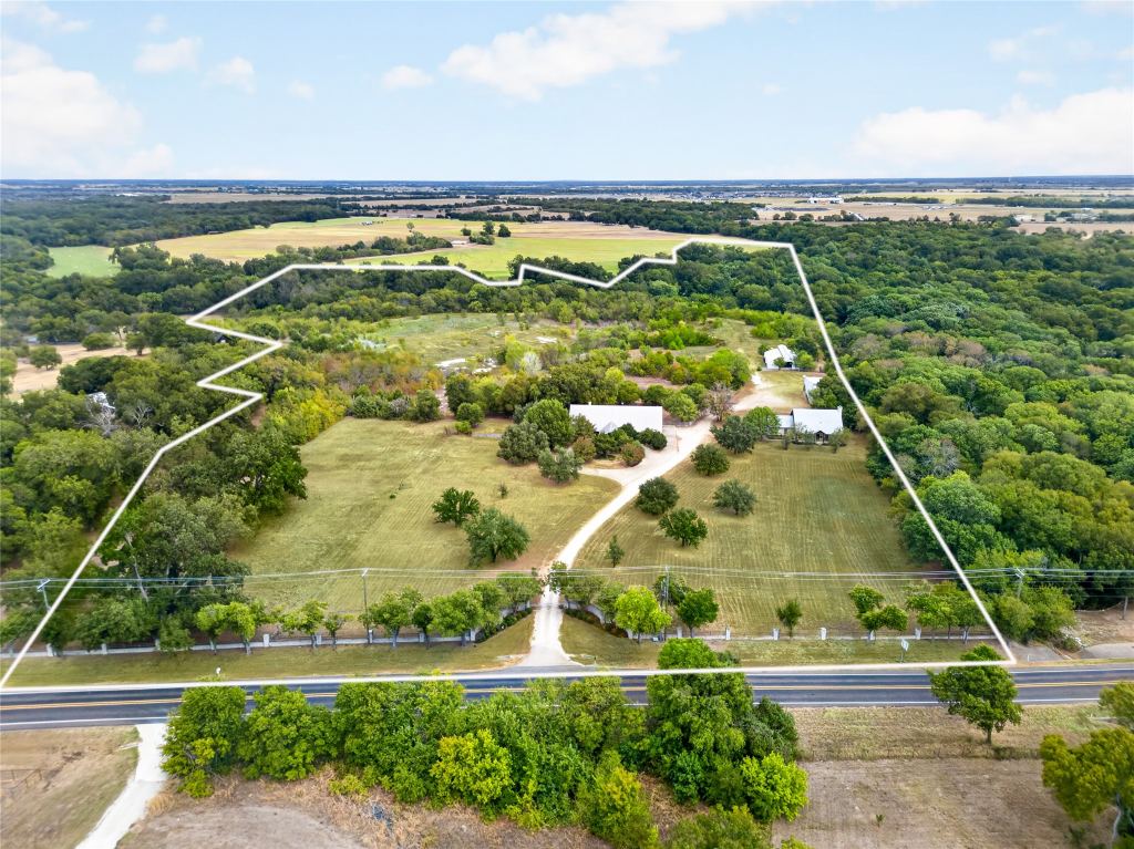 3241 Howard Road, Waxahachie, TX 75165 — photo 1