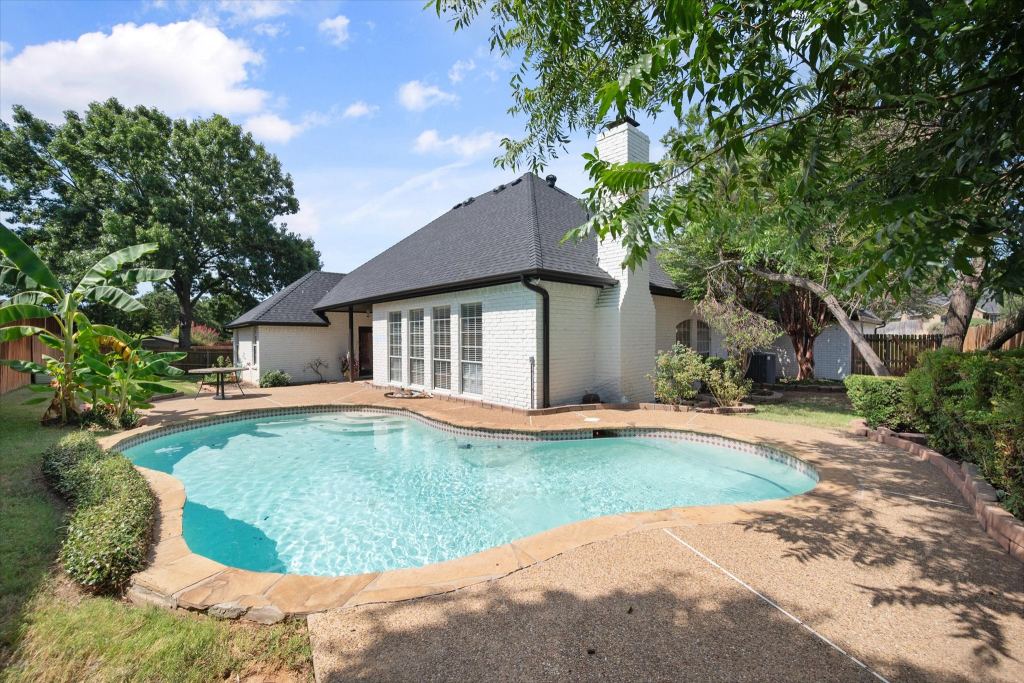 812 Turnberry Drive, Mansfield, TX 76063 — photo 1