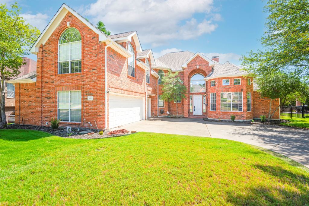 909 Hills Creek Drive, McKinney, TX 75072 — photo 1