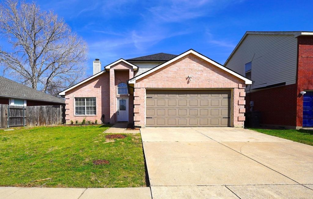 8164 Heritage Place Drive, Fort Worth, TX 76137 — photo 1