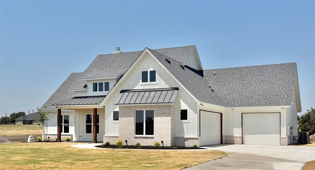 1021 Sabrina Court